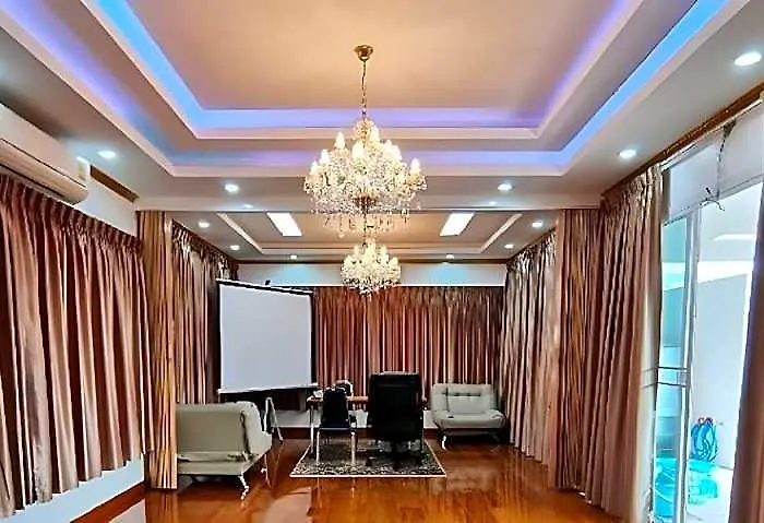 Отель Wellness Mansion Бангкок